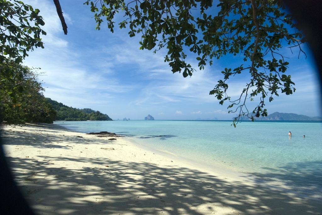 Coral Garden Resort Koh Kradan Exterior photo