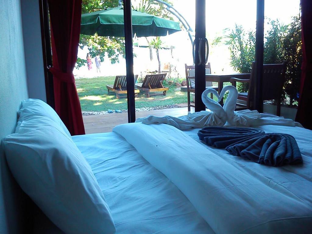 Coral Garden Resort Koh Kradan Room photo