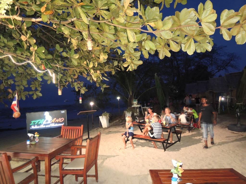 Coral Garden Resort Koh Kradan Exterior photo