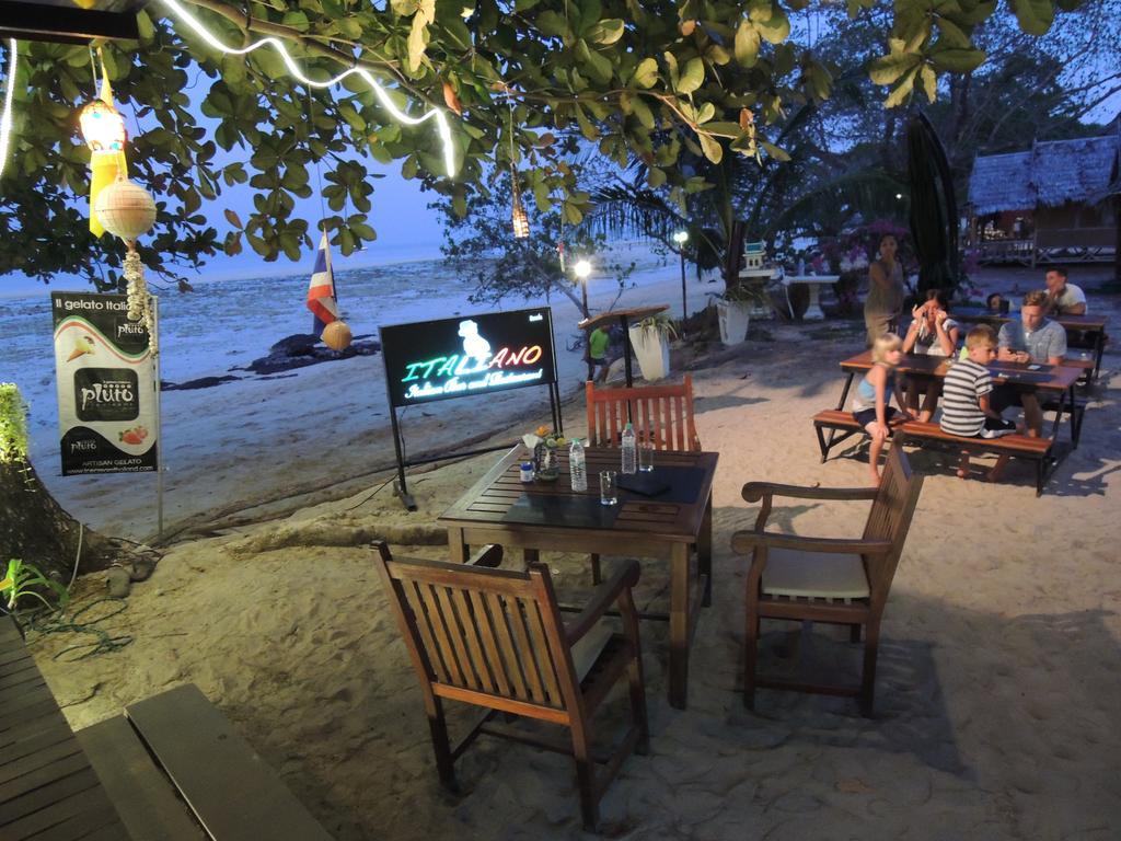 Coral Garden Resort Koh Kradan Exterior photo